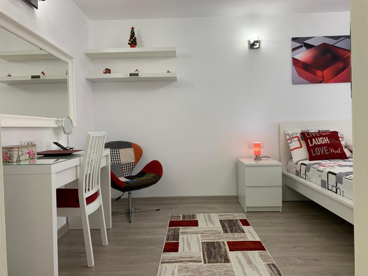 Mery Apartment Galati  Luaran gambar