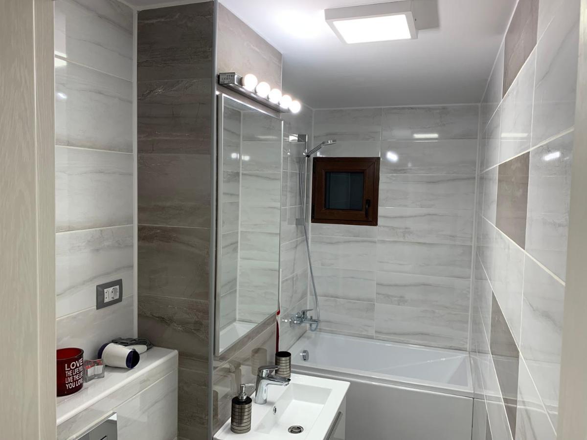 Mery Apartment Galati  Luaran gambar