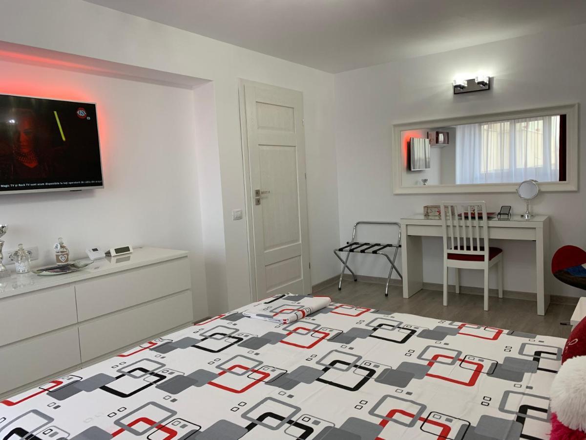 Mery Apartment Galati  Luaran gambar
