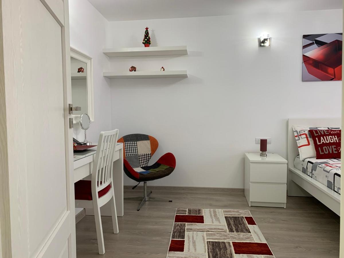 Mery Apartment Galati  Luaran gambar